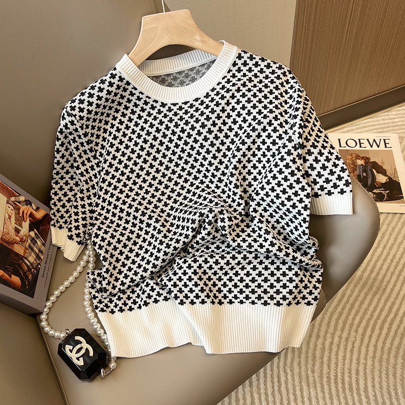 Stylish Plaid Knitted Sweater  - Summer Clothing Yarn avis et prix